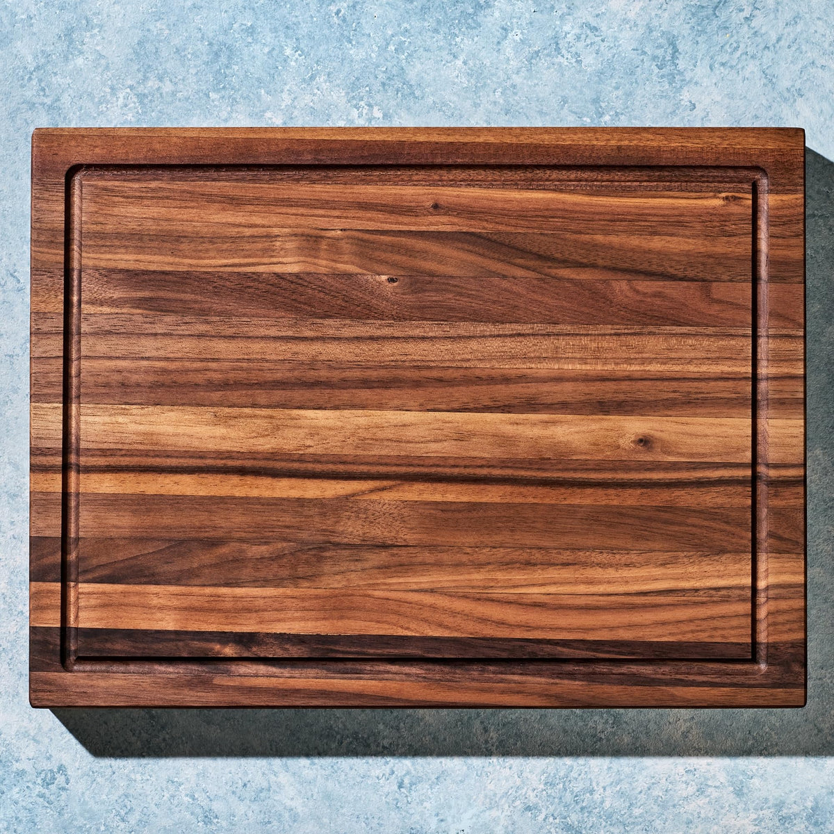 Rectangle Medium Walnut Wood Cutting Board (15.75 x 11.75 inches)