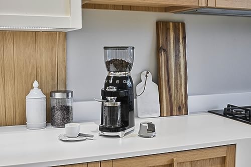 CGF11 Retro Style Coffee Grinder (8x7x11 / Black)