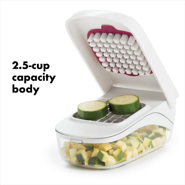 Good Grips Vegetable and Onion Chopper with Easy Pour Opening (One Size / Chopper)