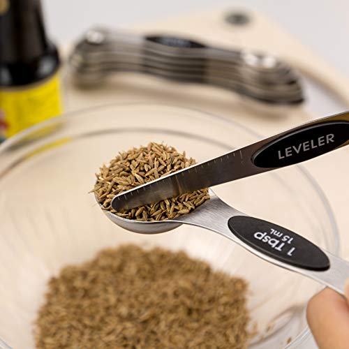 Measuring Cups and Magnetic Measuring Spoons Set (Black)