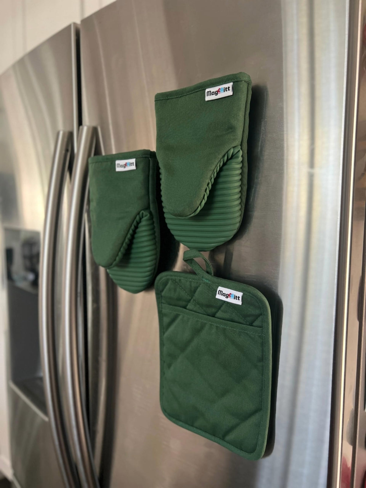 Magnetic Oven Mitts & Pot Holder 3 Pc Set (Basil Green)