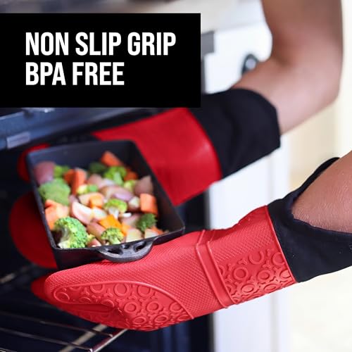 BPA Free Soft Silicone Oven Mitts (Canyon Red / 2-Piece 14.7" Oven Mitts)