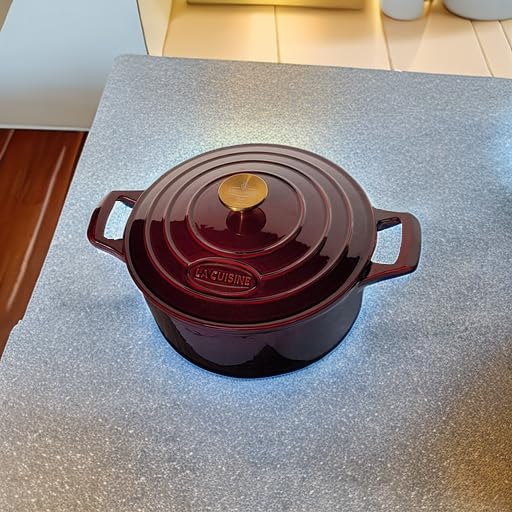 La Cuisine Enameled Cast Iron Dutch Oven Casserole Pot with Golden handle for Lid (5.0 QT Round / Cranberry)