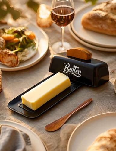Butter Dish with Lid and Knife