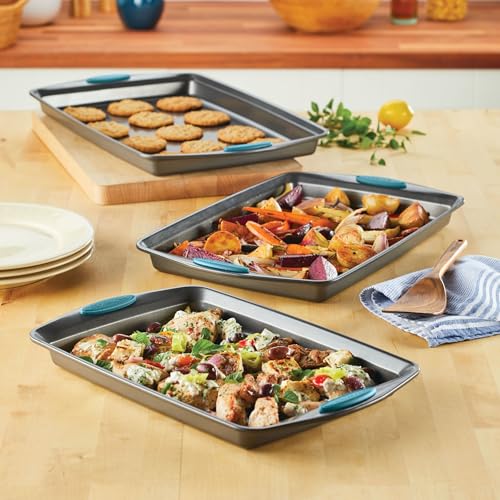 Nonstick Bakeware Set with Grips