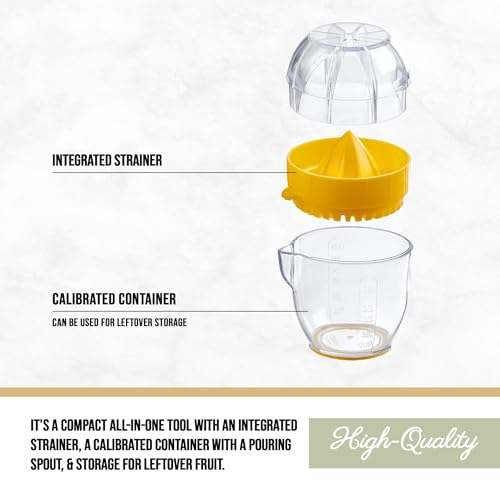 Lemon Squeezer with Integrated Strainer