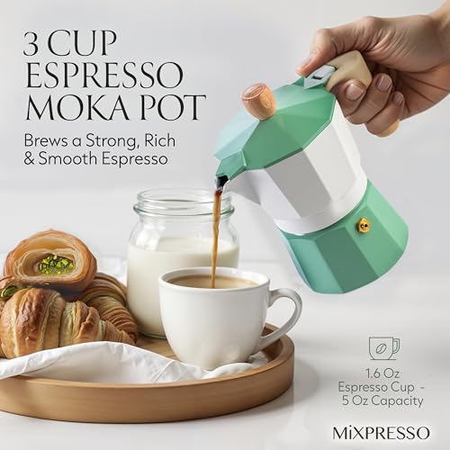 3 Cup Moka Pot Stovetop Espresso Maker (Green - Ivory / 3 Espresso Cups)