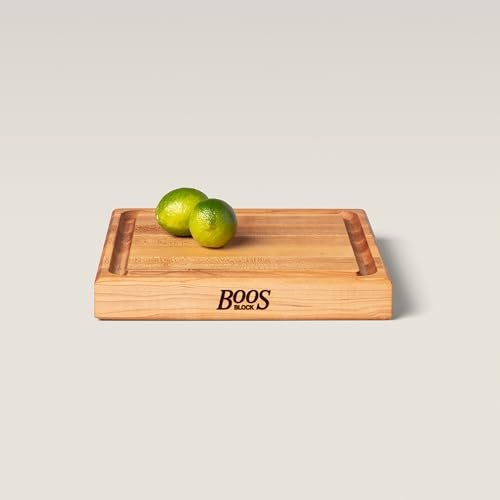 Block CB1052 1M1212175 Maple Wood Square Cutting Board with Juice Groove (Medium Brown / 12"L x 12"W)